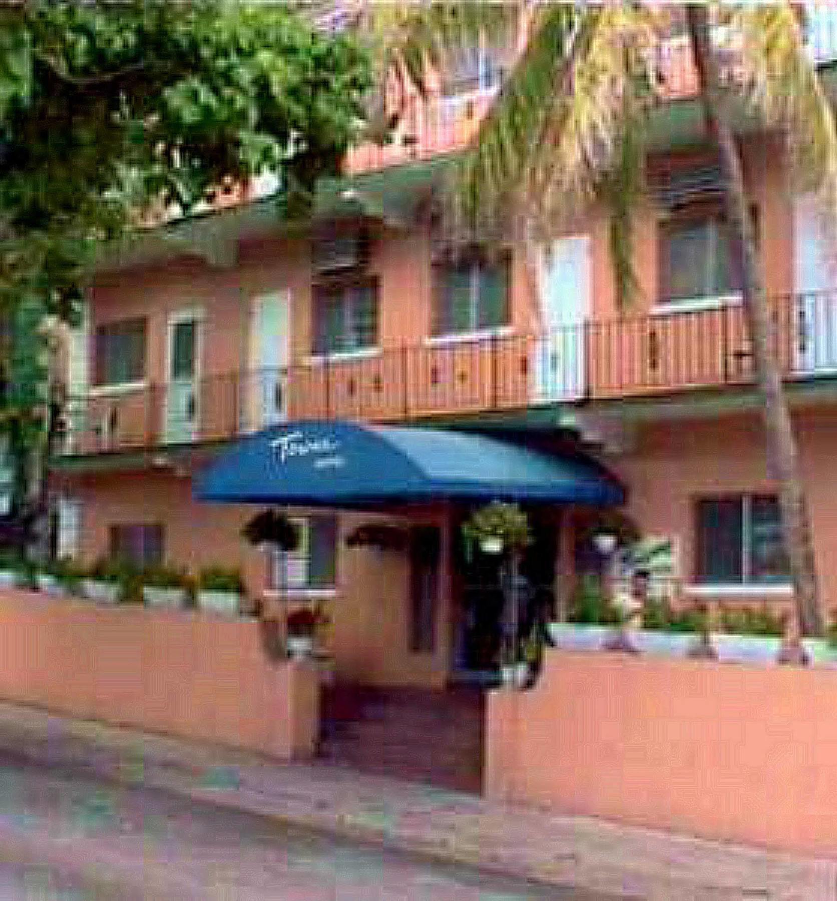 Towne Hotel Nassau Exterior foto